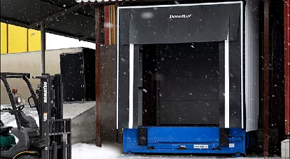 Платформа уравнительная консольного типа с поворотной аппарелью DoorHan